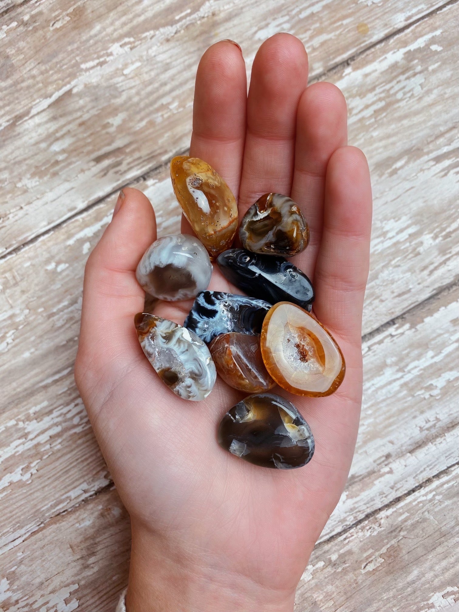 Agate Geode Tumbled Stone