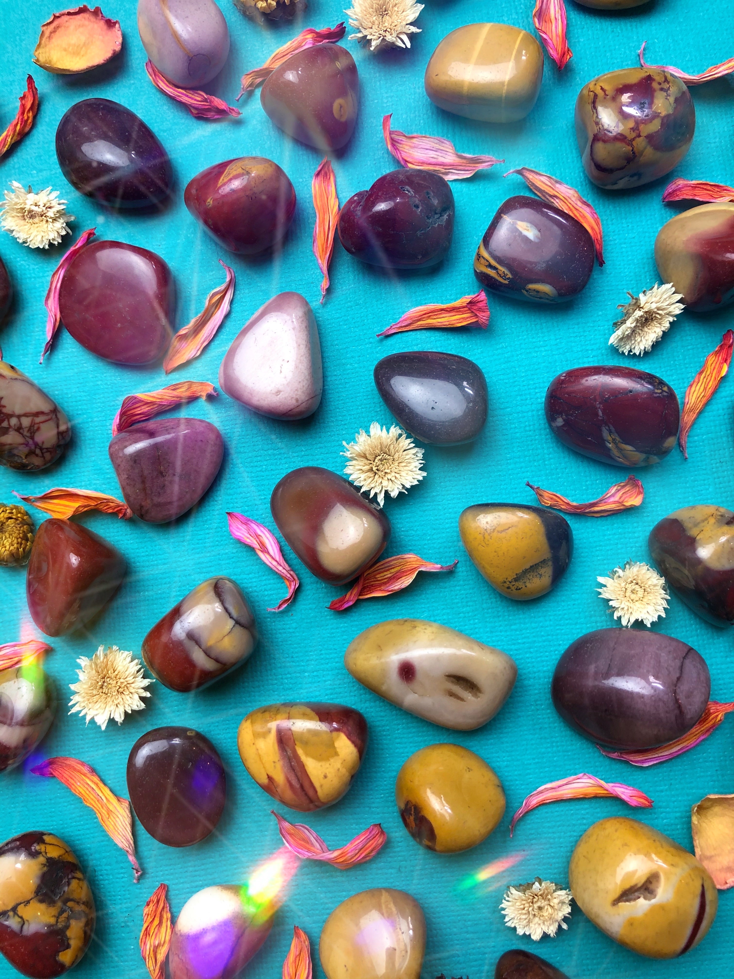 Mookaite Jasper Tumbled Stone for Inner Knowing