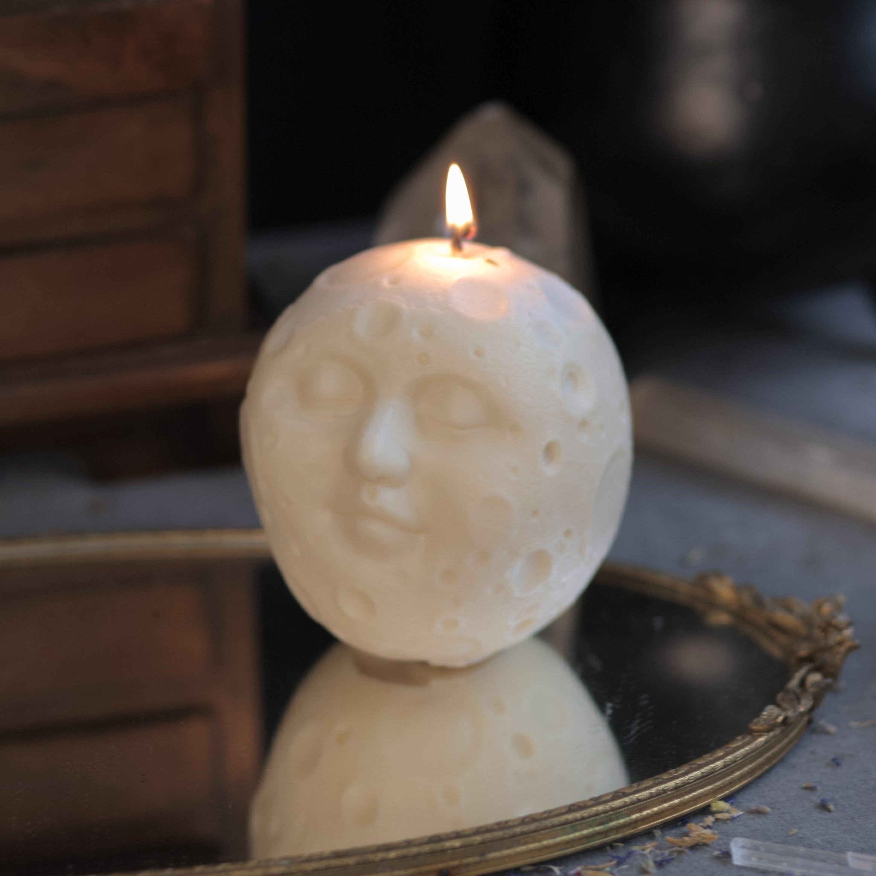 Full Moon Candle