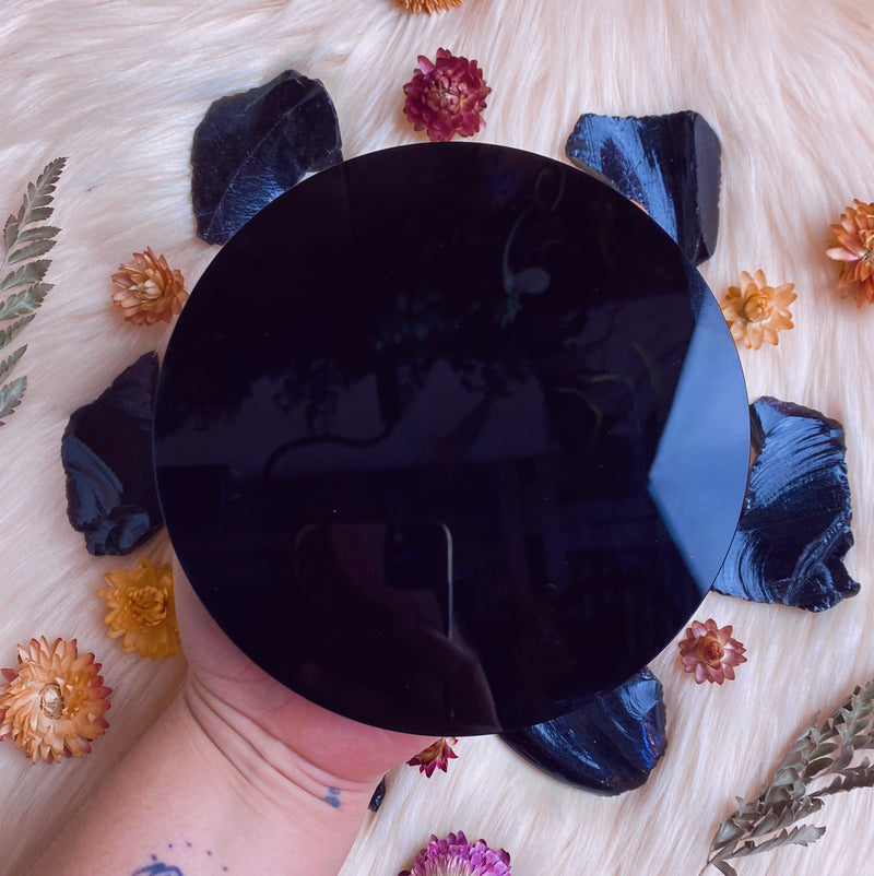 Obsidian Scrying Mirror